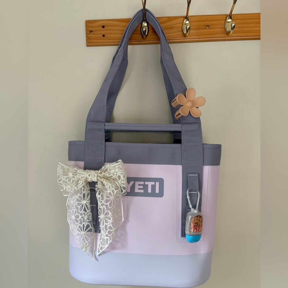 Yeti Camino Carryall 20 Tote